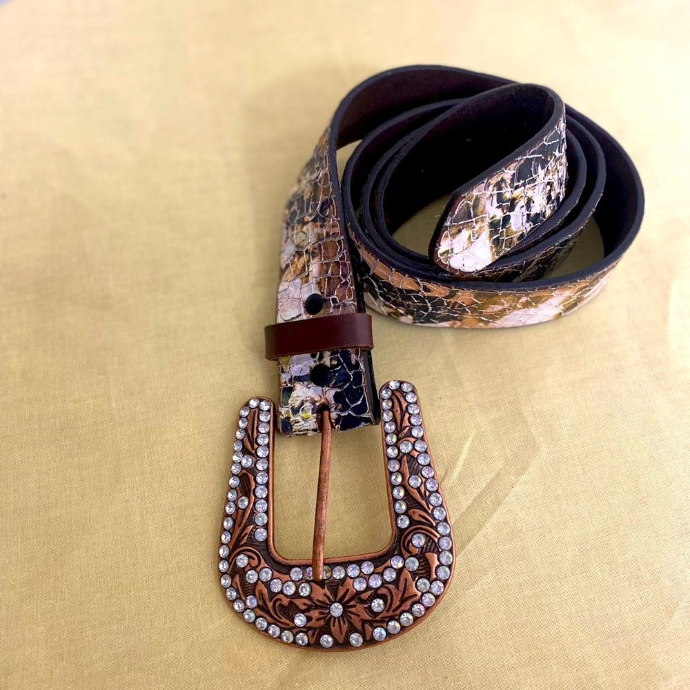 Women’s Leather Camouflage Belt